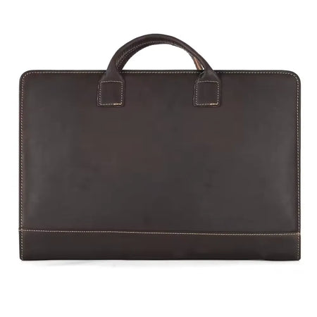 Conférencier en Cuir